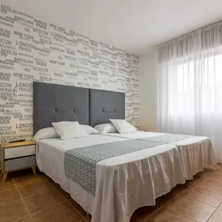 Turísticos Playa Mar I *