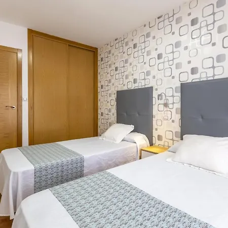 Apartamento Turísticos Playa Mar I *