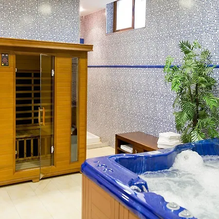 Turísticos Playa Mar I *